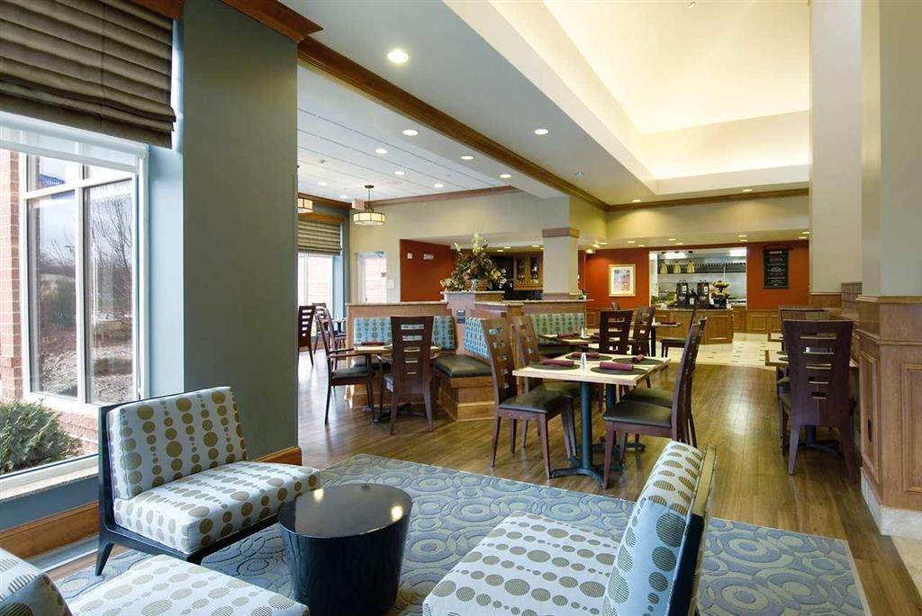 Hilton Garden Inn Minneapolis Мейпл-Ґров Ресторан фото
